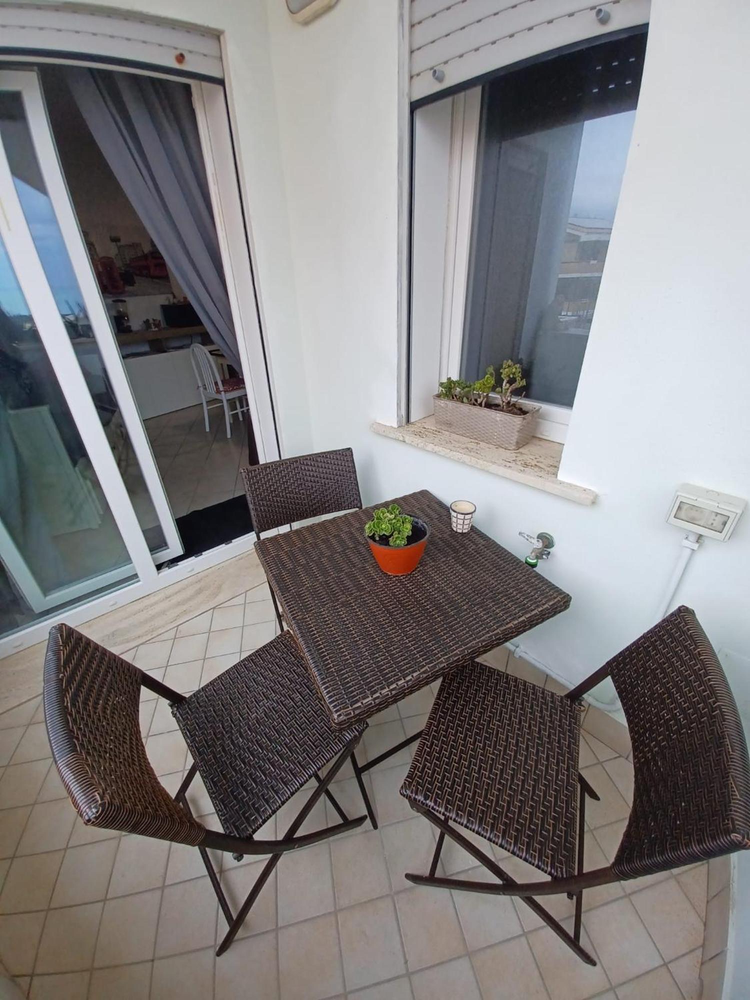 Armareaoverseassuites Fiumicino Buitenkant foto
